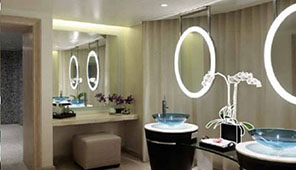 Elite Suspended Electric Mirror